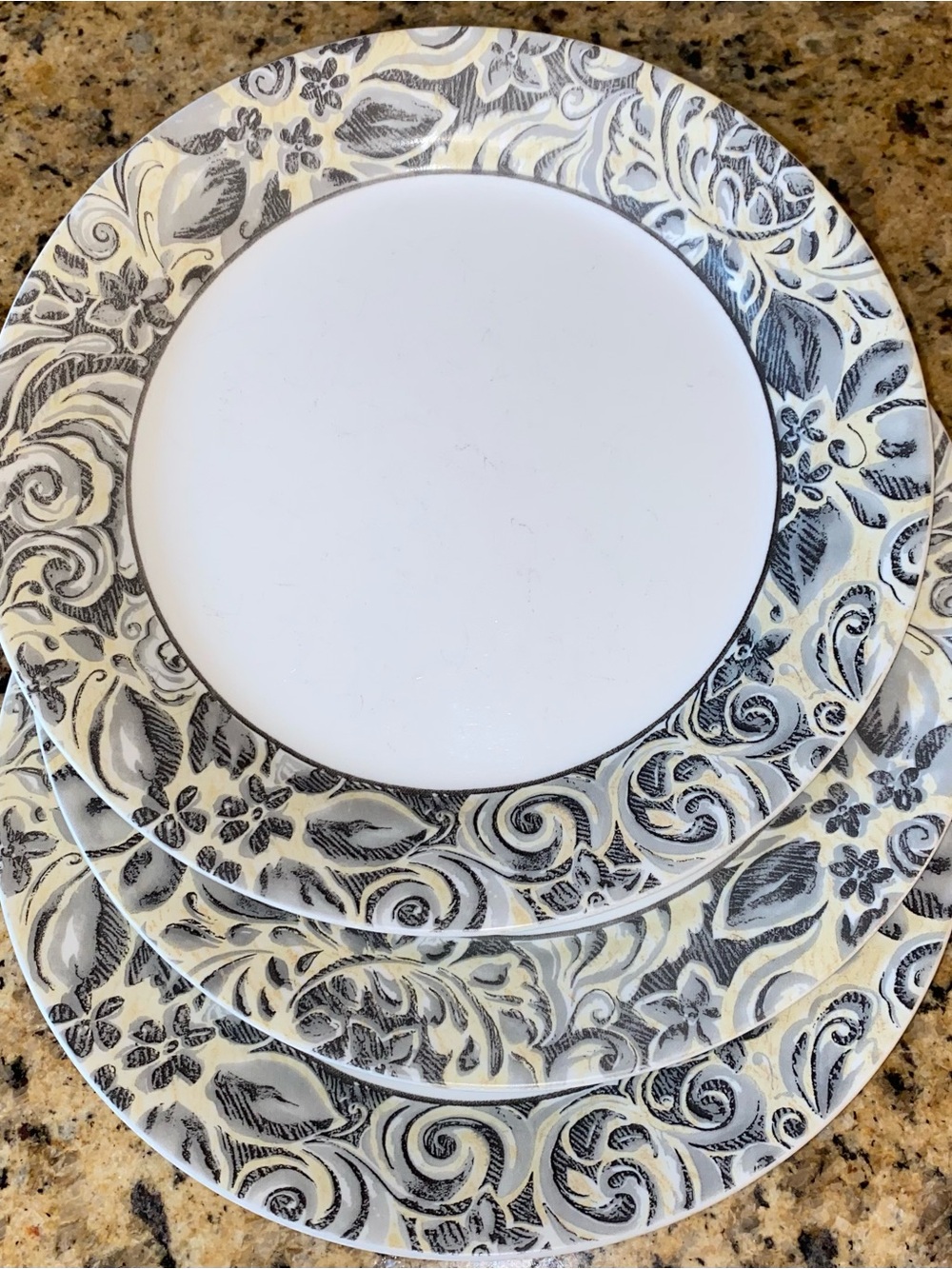 Corelle Charlotte  Dinner Plates 103/8” wide Set of 3
